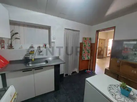 Pasaje Trento 4500, Piso 0