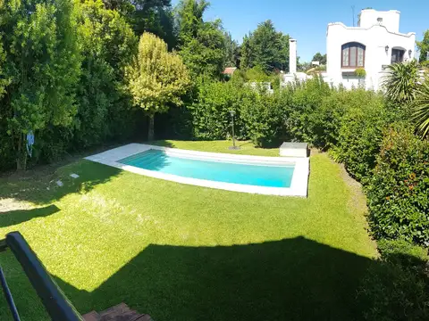 650 m2 Casa en Larena Country