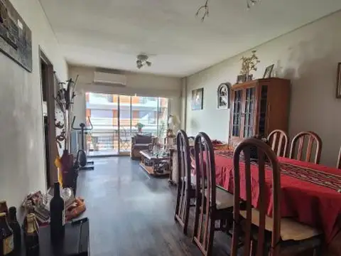 Olaya 1000, Piso 4
