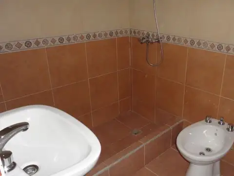 Oficina en Alquiler al Norte