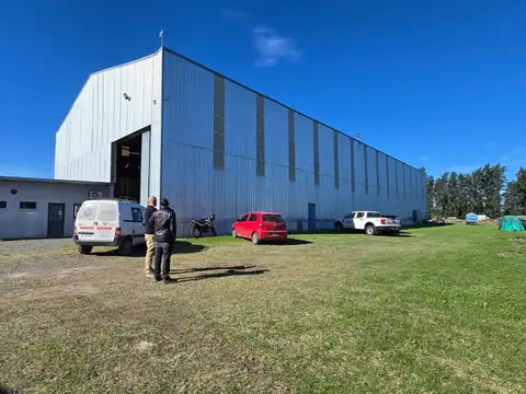 Nave Industrial en Parque Industrial Alvear