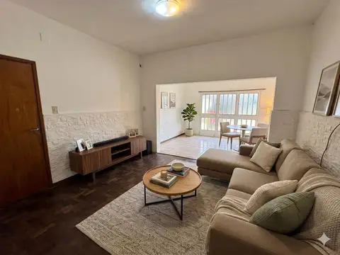 Casa en venta 3 dormitorios - Tiro Suizo