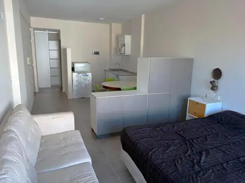 ALQUILER DEPARTAMENTO AMUEBLADO MONOAMBIENTE EN FLORES NORTE