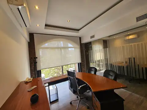 Oficina Monoambiente con 2 baños