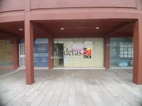 Hermoso local Comercial a pasitos del mar y de la peatonal - Excelente ubicación