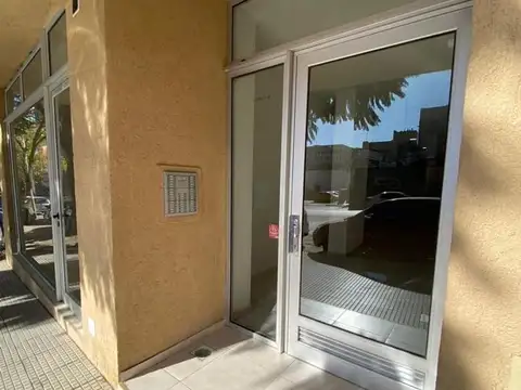 Av. Pueyrredón  843