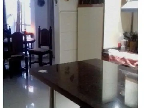 Depto Tipo Casa en Venta de 6 ambientes