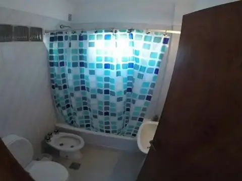 Venta semipiso de 2 ambientes en Miramar