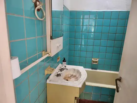 Casa americana 3 amb a 4 c/estacion Castelar