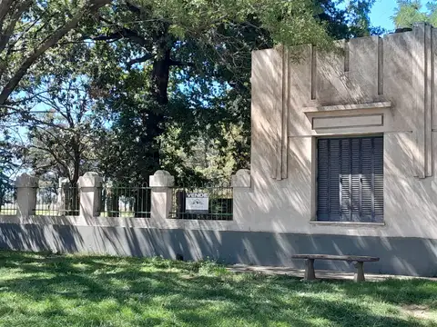 W8VM+5H Peralta, Provincia de Buenos Aires, 100