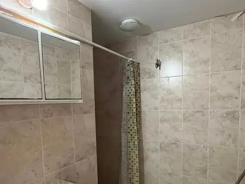 VENTA COMPLEJO 7 DPTOS + 2 COCHERAS B° FACULTAD