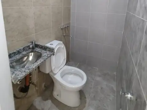Departamento en Alquiler en Don Bosco, $ 220.000