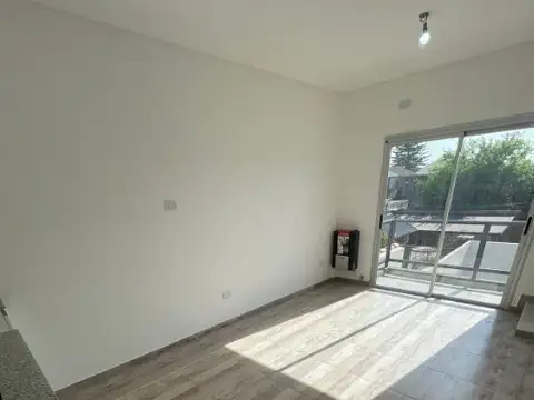 Casa en Venta en Bernal Oeste, USD 59.000