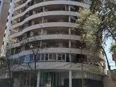 Importante Dpto Urquiza y Santiago 2 Dorm, Balcon Terraza. Cochera. Piscina/Quincho