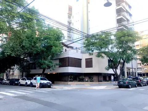 La Mejor Esquina de V. Urquiza. Juramento Esquina Avalos