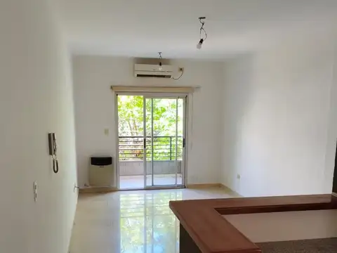 Departamento 1 dormitorio con cochera en ALQUILER