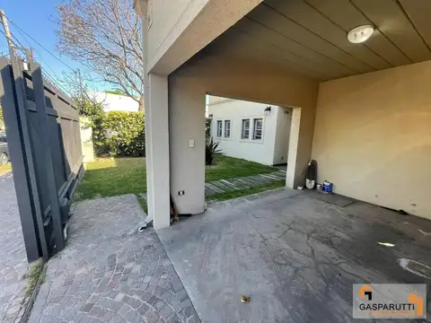 Casa en Venta en Garin, USD 220.000