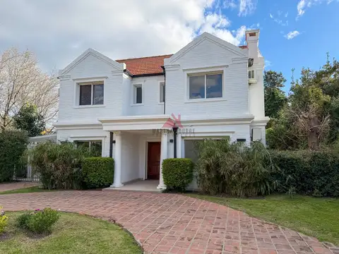 Casa en Venta en La Delfina, USD 270.000