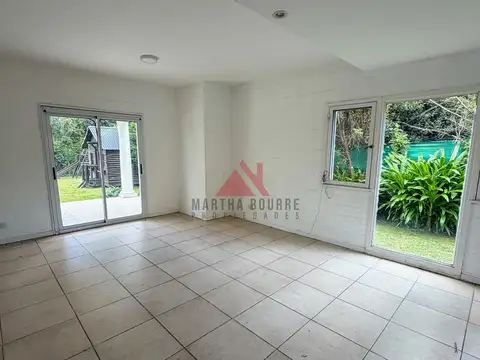 Casa Chalet  en Venta en La Delfina, Pilar, G.B.A. Zona Norte