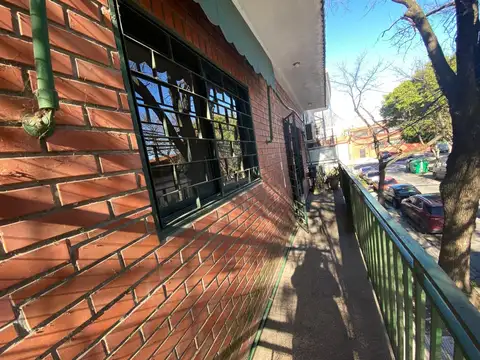 Depto Tipo Casa en Venta de 4 dormitorios