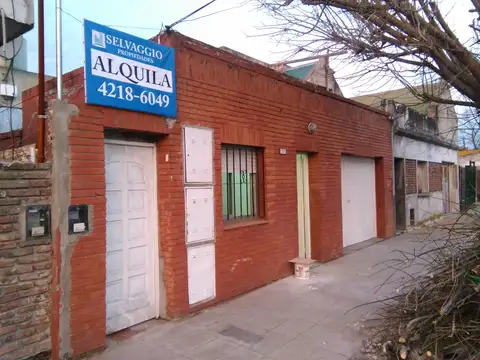 PH TIPO CASA, 3 AMBIENTES CON PATIO, LOMAS DE ZAMORA.