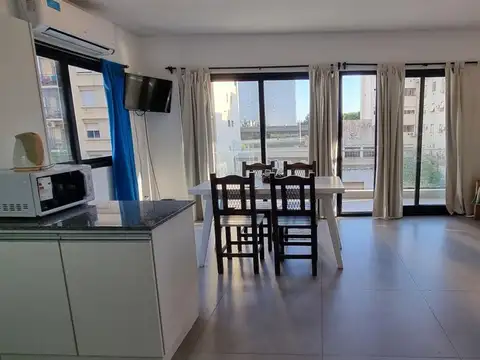 Venta Departamento monoambiente al frente - San Telmo - Amoblado