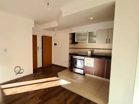 Departamento en Alquiler en Cid Campeador, $ 700.000
