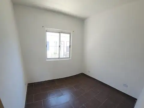 Depto Tipo Casa en Alquiler de 1 dormitorio