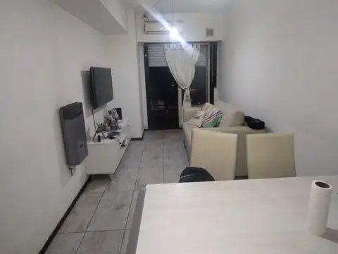 ALQUILER 2 DORMITORIOS PELLEGRINI 800