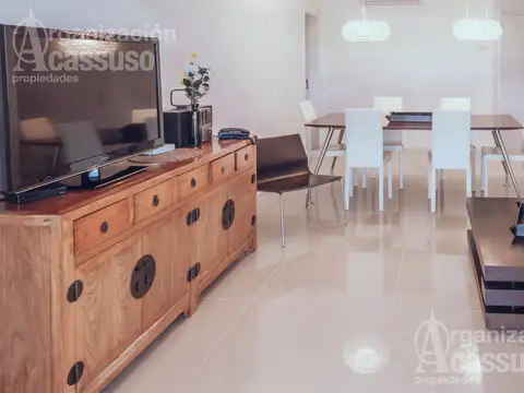 Departamento en Venta en Playa Mansa, USD 680.000