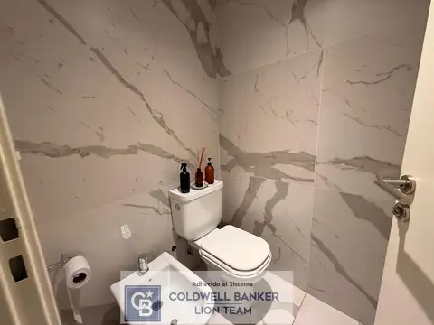 Cipres al 400  En Thays Parque Leloir