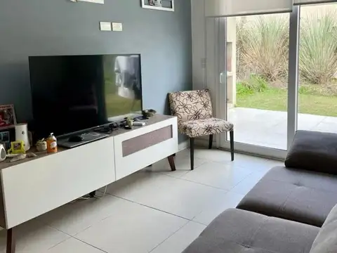 Casa en Venta en La Lonja, USD 240.000