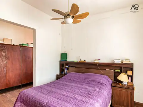Casa 5 ambientes con 1 baño