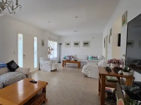 Casa en Venta en La Pradera I, USD 380.000