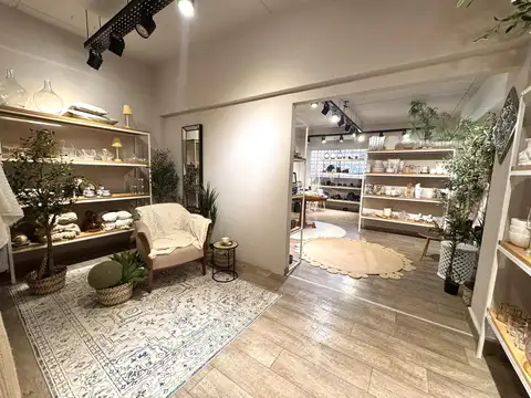 Oficina 5 ambientes con 2 baños
