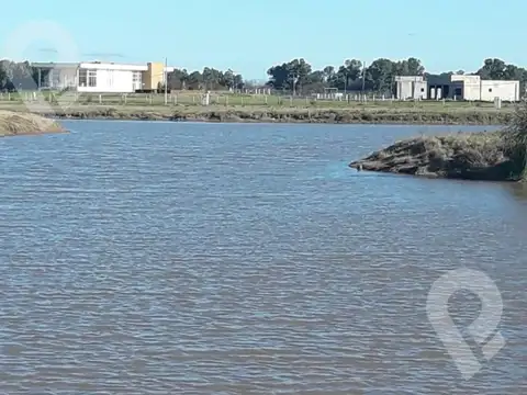 Barrio San Roque, Canning Village, El Deslinde 1107