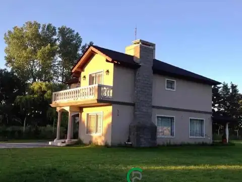 Casa en Venta en Francisco Álvarez, USD 270.000