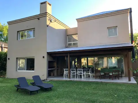 Casa en Alquiler Temporal de 3 dormitorios