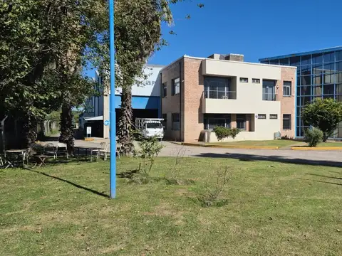 Galpon en Venta 45  mts Frente