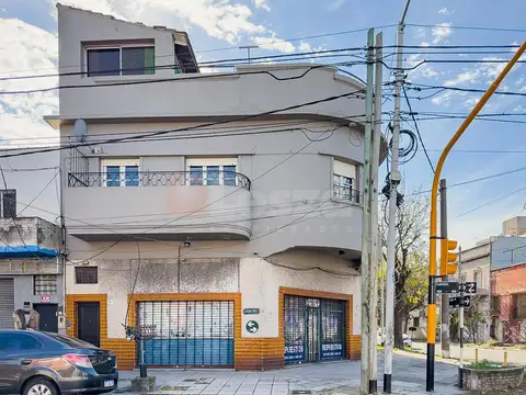 Depto Tipo Casa en Venta de 4 ambientes