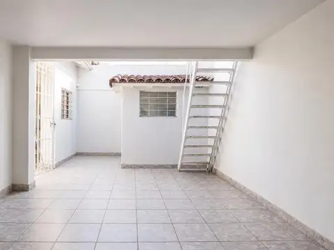 Casa en Venta en Haedo Norte, USD 132.000