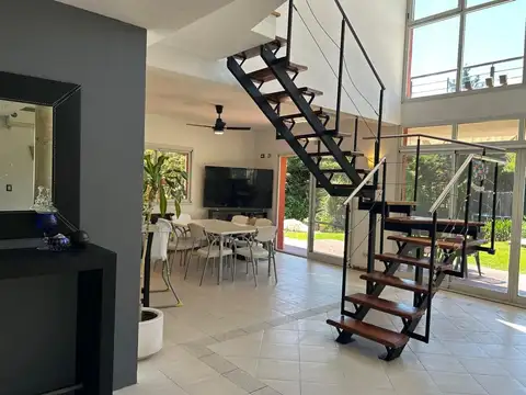 Casa en Venta en Los Pilares, USD 320.000