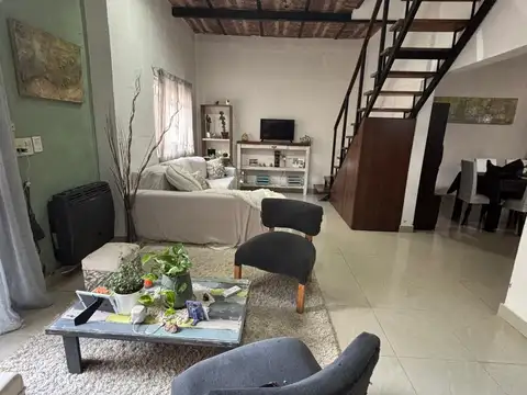 PH VILLA URQUIZA 5 Amb 4 Baños Parque Suite Con Quincho/Depto 2 Amb Completo Parrilla 220m2 Sin Expensas