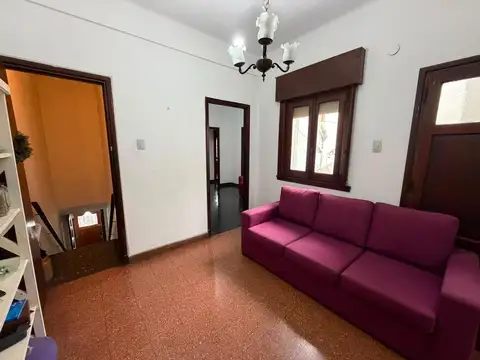 Depto Tipo Casa en Venta de 5 ambientes