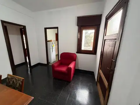 Depto Tipo Casa 5 ambientes con 2 baños