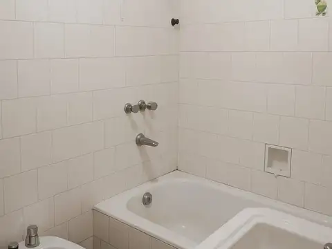DEPARTAMENTO VENTA 3 AMBIENTES LA BOCA CON BALCON