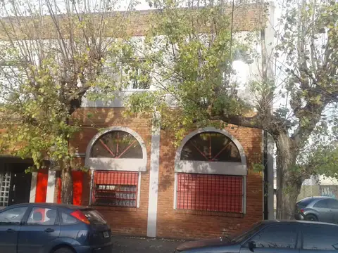 Medrano al 1900 entre Ipiranga y Alcorta