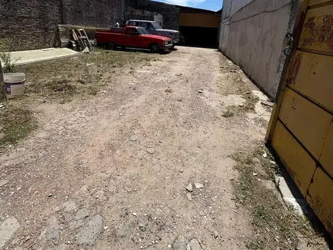 VENTA DE LOTE/GALPON 27 DE FEBRERO 2800