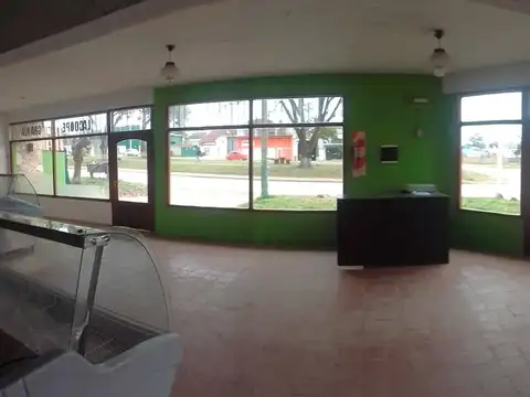 Avenida boulevard y Paseo 109 100