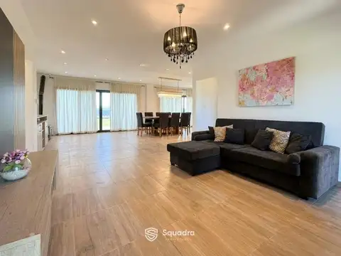 Casa en Venta en Coronel Domínguez, USD 130.000